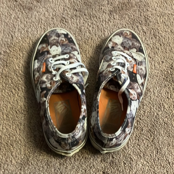 ASPCA Cat Vans 7.5 - Picture 4 of 6